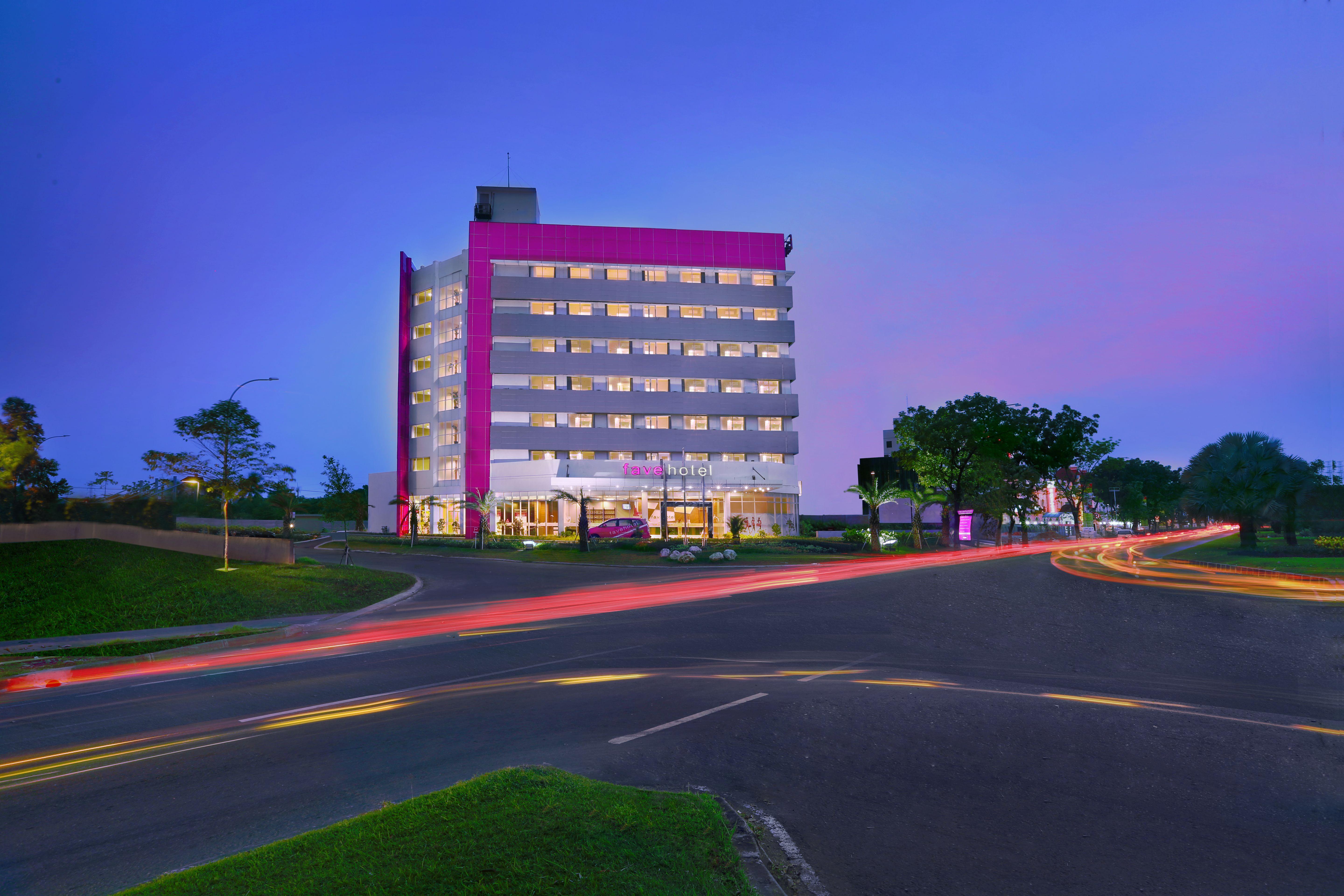 Favehotel Jababeka Cikarang Exterior photo