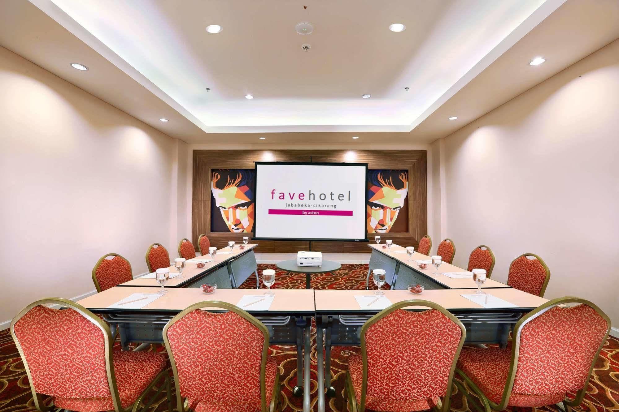Favehotel Jababeka Cikarang Exterior photo